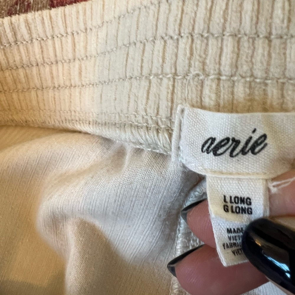 Aerie Large Long Corduroy Flare Leg Pants/Leggings - Picture 8 of 8